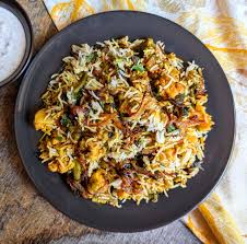 Hyderabadi Veg Dum Biryani from द BirYaniz