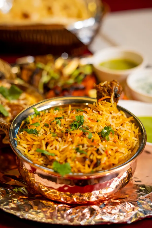 Hydrabadi Chicken Dum Biryani from द BirYaniz