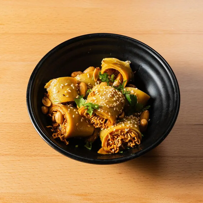 Mixed Laphing from Momo Choila